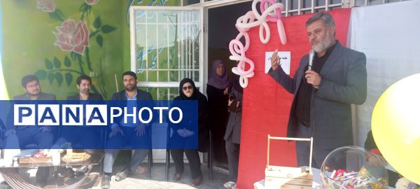 تقدیر از دانش‌آموزان برتر قرآنی در دبستان حضرت رقیه (س)