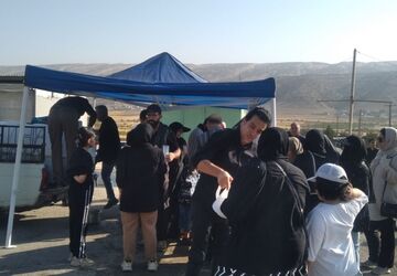 پذیرایی از زائرین اربعین حسینی در موکب های شهرستان خلیلان 