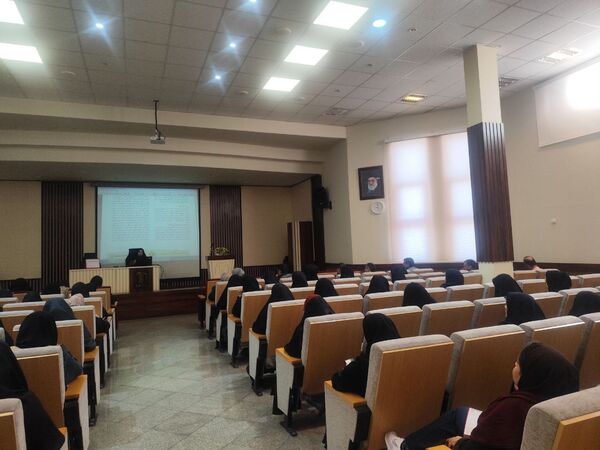 نشست تخصصی رابطین پژوهش؛ گامی برای توسعه علمی مدارس ناحیه ۶