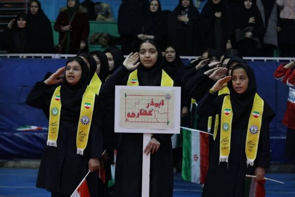 سالن شهید رجایی ورامین میزبان همایش یاوران انقلاب