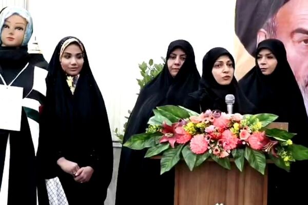 جشنواره تن پوش نور در باقرشهر 