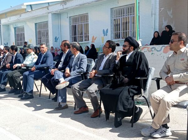 نواختن زنگ سپاس معلم در شهرستان جاجرم