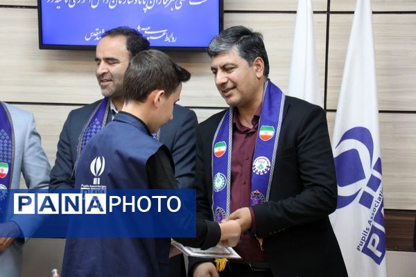 تجلیل از خبرنگاران برتر ناحیه دو مشهد با حضور مسئولان استانی