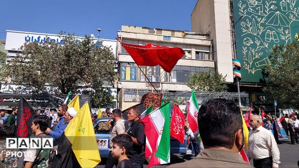 پیام قدرت از قلب پایتخت در رزمایش ۳۱۳ هزار نفری جانفدایان ایران