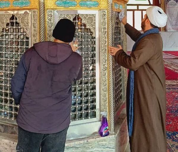 غبار روبی حرم امام زاده اسماعیل بابا امان بجنورد