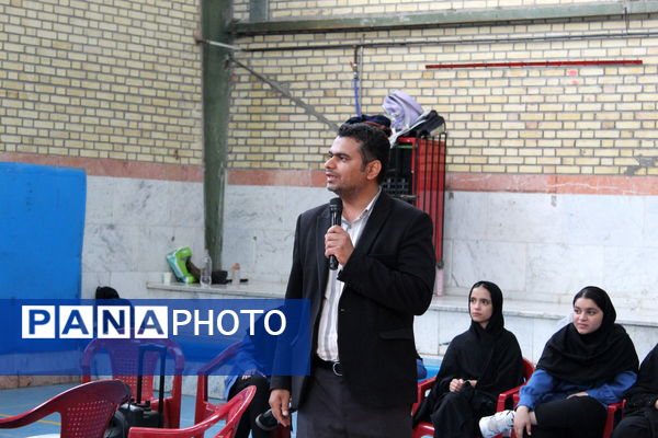 برگزاری اردوی تمشک در شهرستان گرمه 