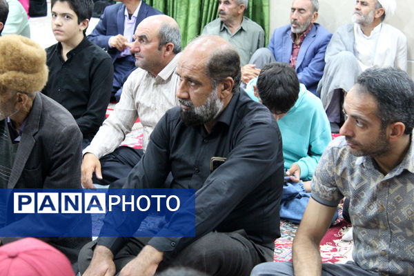 برگزاری مراسم گرامیداشت سالگرد ارتحال امام خمینی (ره) در شهر درق