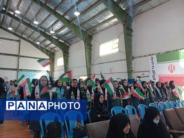 گردهمایی دختران نسل سلیمانی در دبیرستان فاطمه الزهرا(س) 