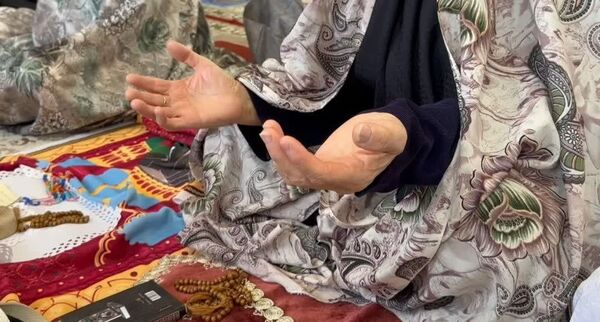شکوه بندگی در نماز عید فطر گلوگاه