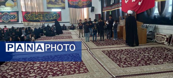 برگزاری همایش سه ساله های حسینی در روستای نقاب 