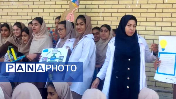 مشارکت فعال دبیرستان نمونه‌‌دولتی آسیه در همایش پژوهش‌‌سرای دانش‌‌آموزی