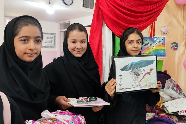 برگزاری جشن عاطفه‌ها در متوسطه مهدیه فاز۲ اندیشه شهریار