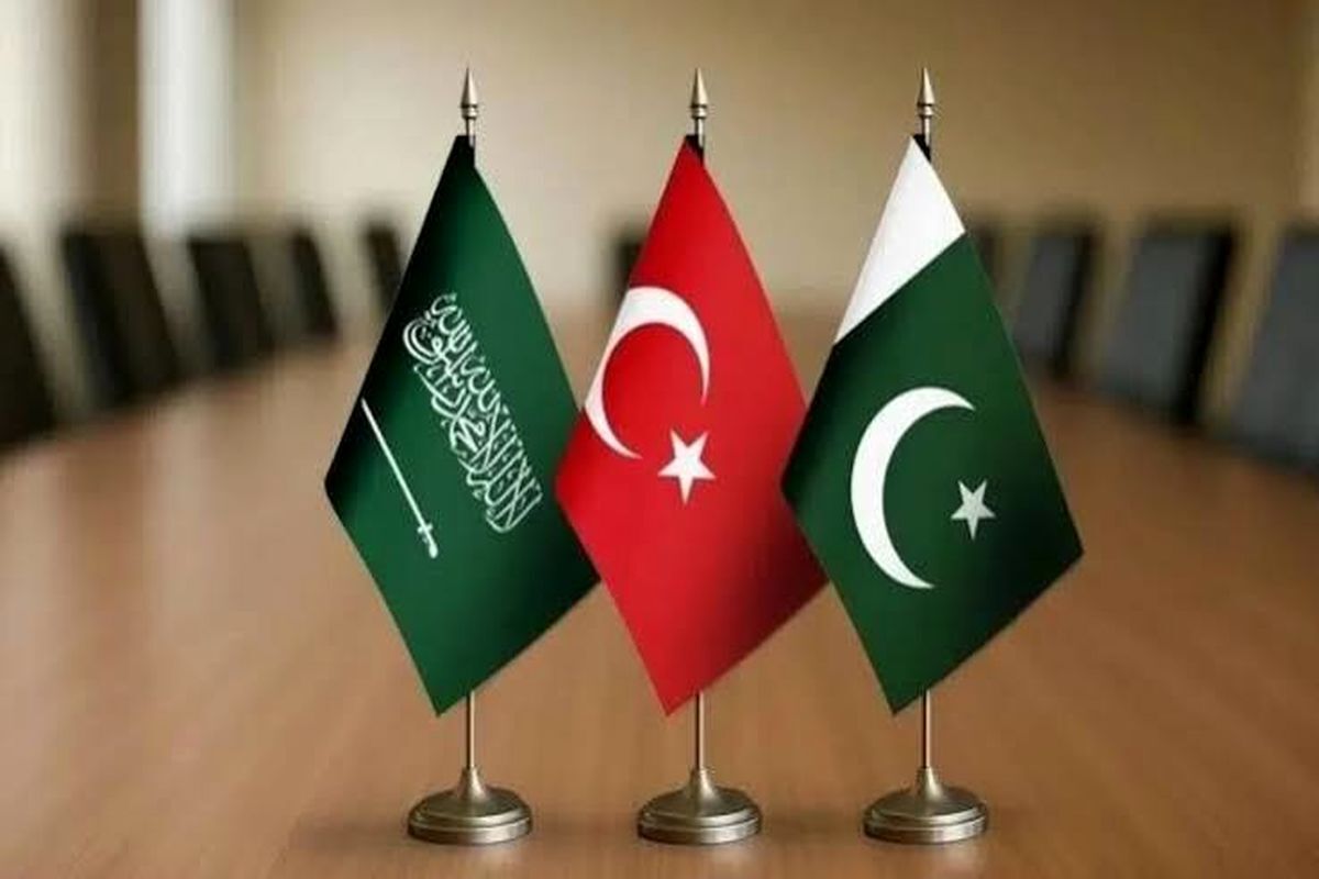 توافق سه‌جانبه مکه بیشتر جنبه روانی و بازدارندگی دارد/ ترکیه نگران تحرکات رژیم صهیونیستی است
