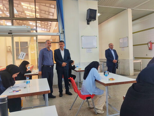 بازدید مدیرکل آموزش و پرورش مازندران از برگزاری آزمون‌ استخدامی فرهنگیان در بابلسر