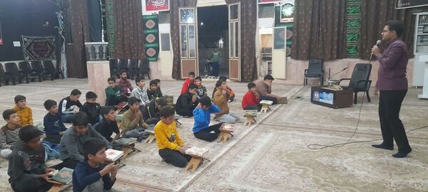 جلسه قرآنی و آموزش تخصصی قرائت قرآن کریم شهدای فدافن