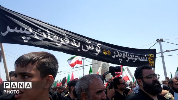 خروش میلیونی در بدرقه بزرگ‌مرد جهان اسلام