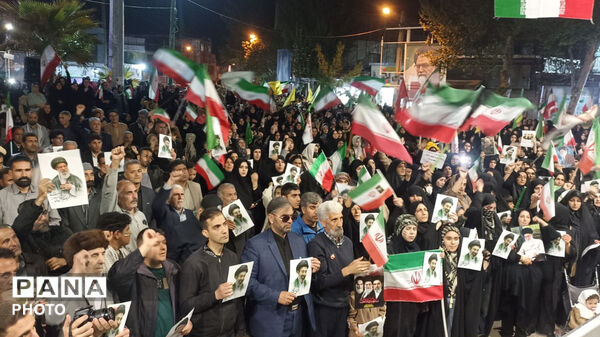 پنجاه و دوشب اقتدار،وفاداری وایستادگی