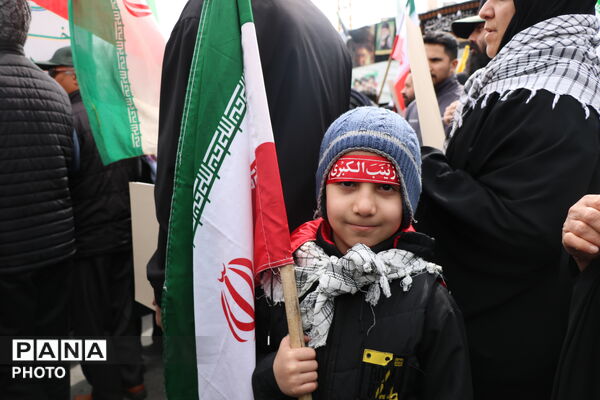 نسل جدید، پای آرمان‌های انقلاب 