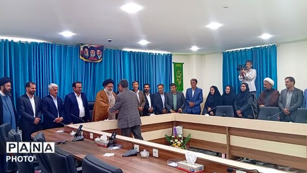 دیدار با نماینده ولی فقیه در استان 