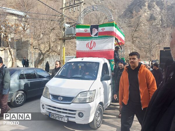 تشییع پیکر مطهر شهید سرافراز، حاج عبدالرسول خدری در آسارا کرج 