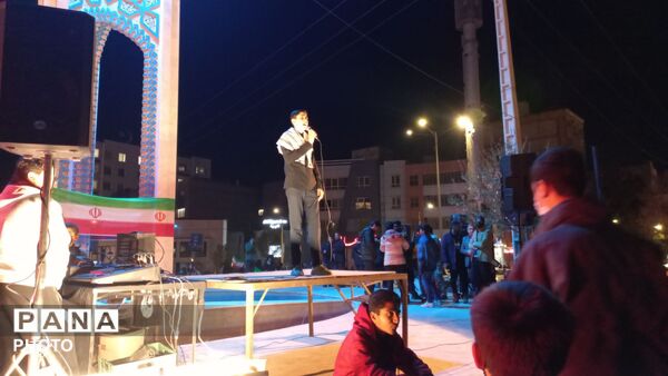 تجمع مردم بصیر نیشابور در شب هفتم شهادت رهبر انقلاب