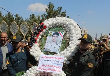 ملکان در سوگ شهیدی از خط مقدم مرزها