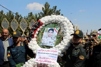 ملکان در سوگ شهیدی از خط مقدم مرزها