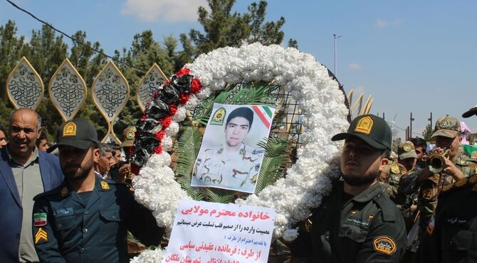 ملکان در سوگ شهیدی از خط مقدم مرزها