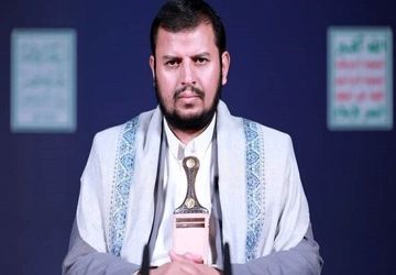 رهبر انصارالله:فرار ناوهای آمریکایی از نیروهای یمنی؛ انگلیس منتظر باشد
