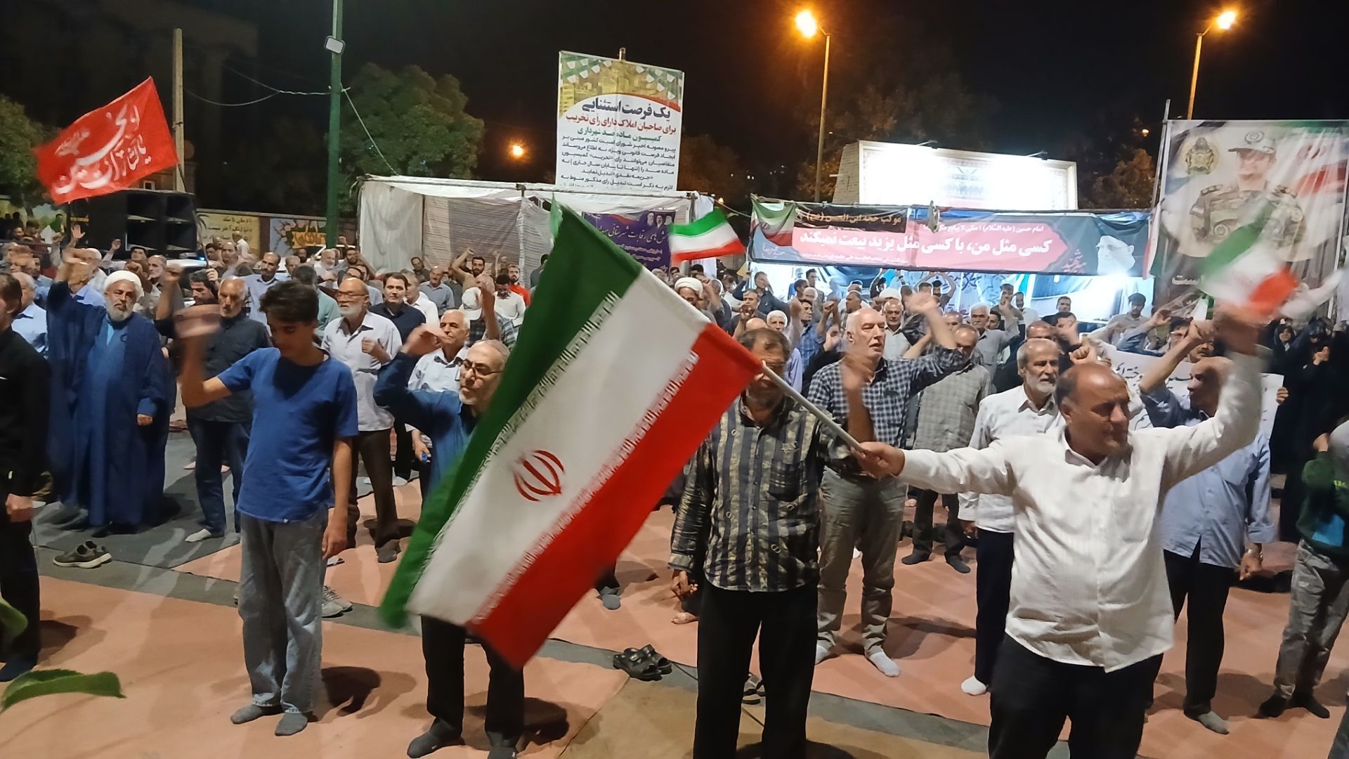 روایت ایثار در شب‌های تویسرکان؛ تجمعات شبانه با محوریت یادواره شهدای زن
