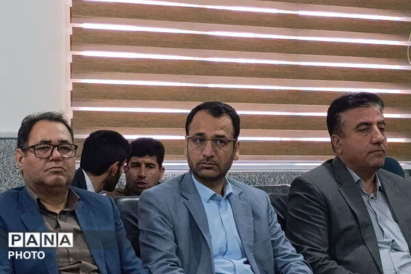 دیدار نماینده ولی فقه با کارکنان آموزش پرورش خراسان شمالی به مناسبت هفته معلم 