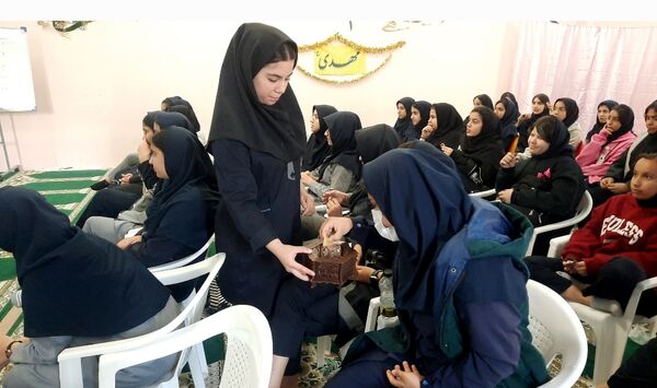 طرح وزارتی کنترل و کاهش آسیب‌های اجتماعی در دبیرستان فرهنگیان ناحیه۷ مشهد 