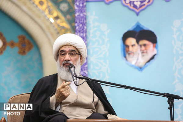وداع با پیکر مطهر شهید عباس آقایی در قم