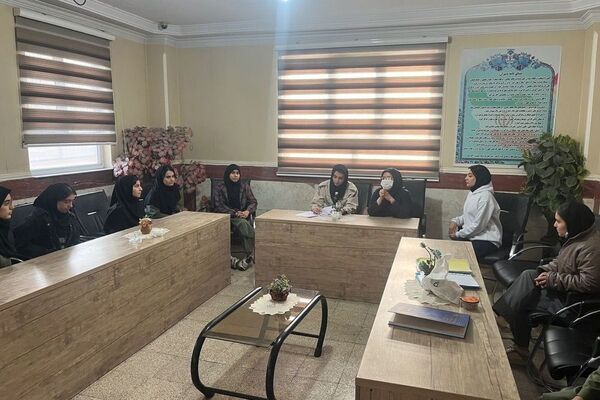 همیار معلم، یاری دهنده دبیر در جریان یادگیری و پیگیری کننده جریان آموزش
