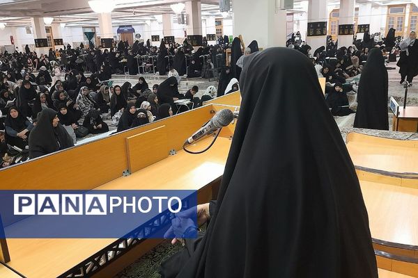 برگزاری مراسم احیا و افطاری در حرم مطهر حضرت معصومه 