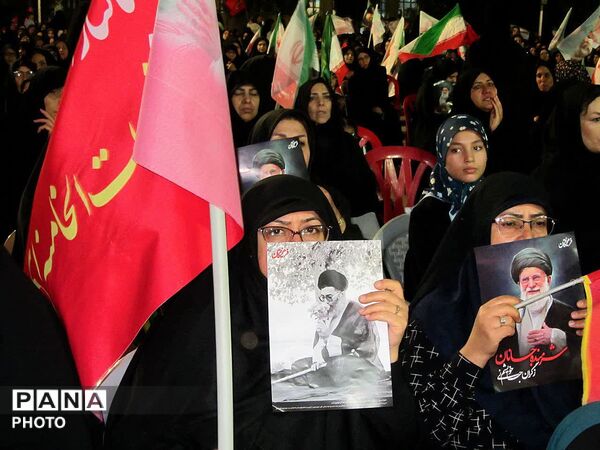 مراسم گرامیداشت آقای شهید ایران و یادبود شهدای شهرستان فلاورجان در اردوگاه شهید بهشتی اصفهان