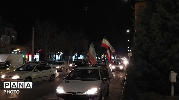 راهپیمایی ها در نیشابور همچنان ادامه دارد 