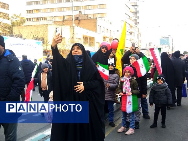 چهل و ششمین سالگرد آزادی و اقتدار ملی با حضور میلیونی ایرانیان
