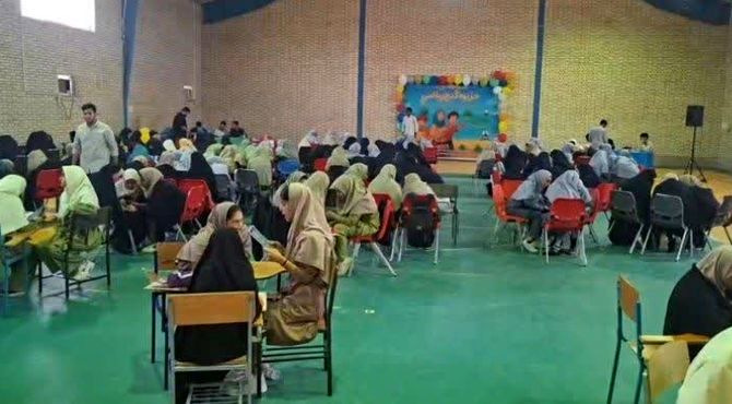 میدان رقابت ریاضی‌دوستان متوسطه اول رودان