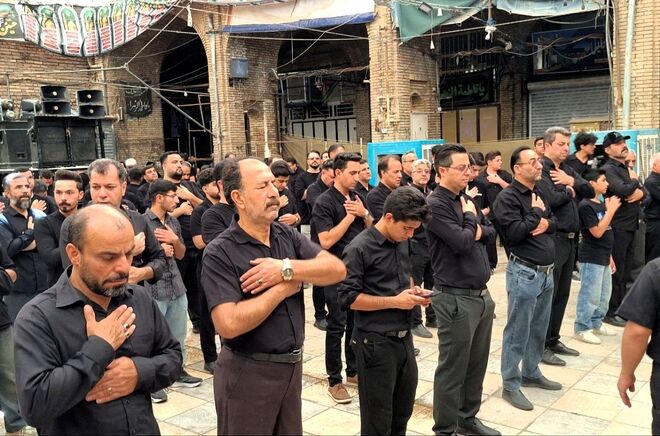 یک روز با عزاداری پر شور حسینی