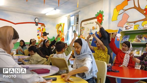 کلاس‌های اوریگامی ویژه نوجوانان در کتابخانه امام باقر
