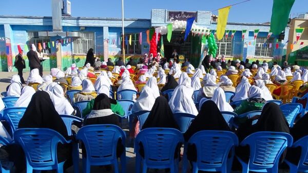 جشن حضور تا ظهور در مدرسه شهید تقی پور ورزنه 