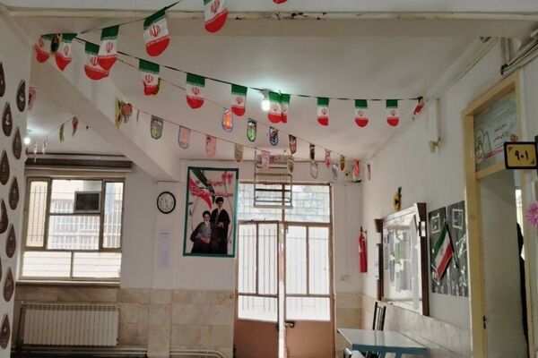 آماده سازی آموزشگاه شهید مجید دهنوی به مناسبت دهه فجر و نیمه شعبان