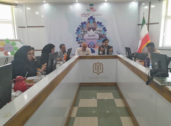 نشست خبری مدیرکل نوسازی مدارس استان بوشهر 