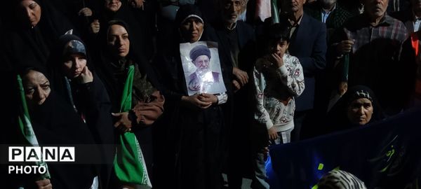 شبی با جنس همدلی در بلوار فضل نیشابور