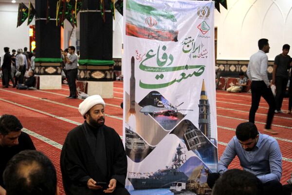 فروغ ایمان و همدلی در نماز جمعه بندرعباس