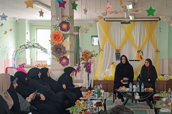 حضور مدیران مدارس ابتدایی ناحیه دو شهرری در جلسه قطبی مدیران 