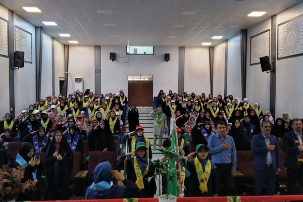 آیین بزرگداشت سالروز تأسیس سازمان دانش‌آموزی و سپاس مربی در کهریزک 