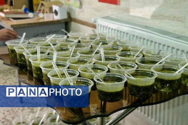 بیعت نوجوانان مدرسهٔ امام خمینی (ره) قرچک با آرمان‌های امام راحل در چهل و هفتمین جشن پیروزی انقلاب 