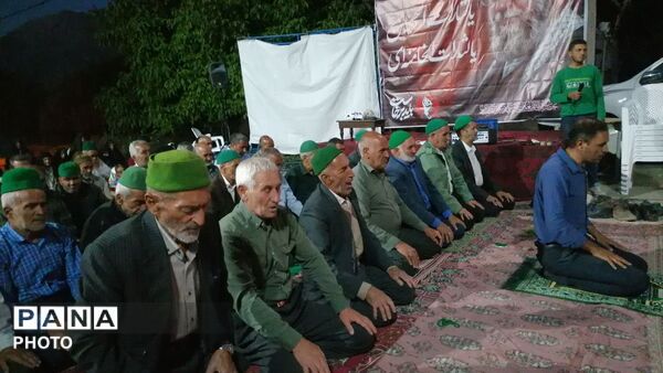 اقامه نماز جماعت همراه با اجتماعات شبانه و خیابانی در شهربار